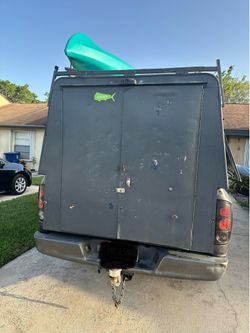 Truck topper