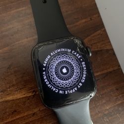 Apple Watch SE 