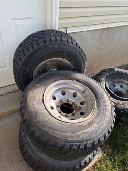 Cooper Discoverer Radial LT Tires with Rims