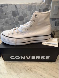 Brand new women’s converse