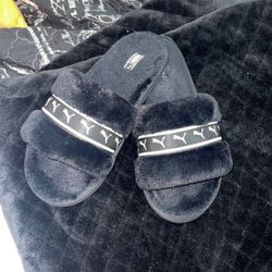Puma Slides