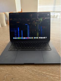 MacBook Air M2 - 15 Inch