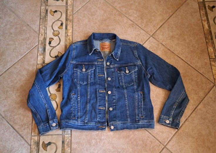 Levi's Denim Jacket For Women 