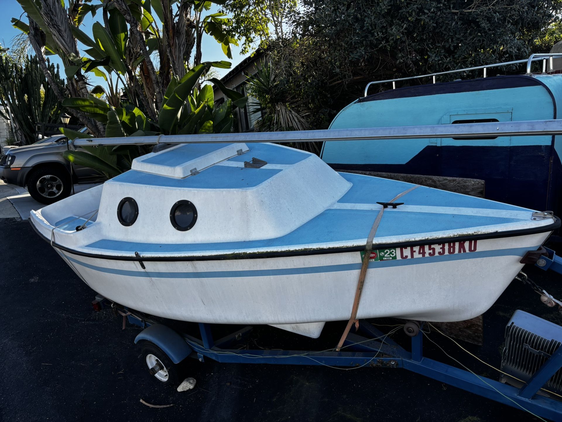 Sailboat 13’ Guppy