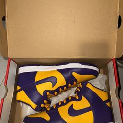 Nike Dunk High Court Purple And Gold *UNDER RETAIL*