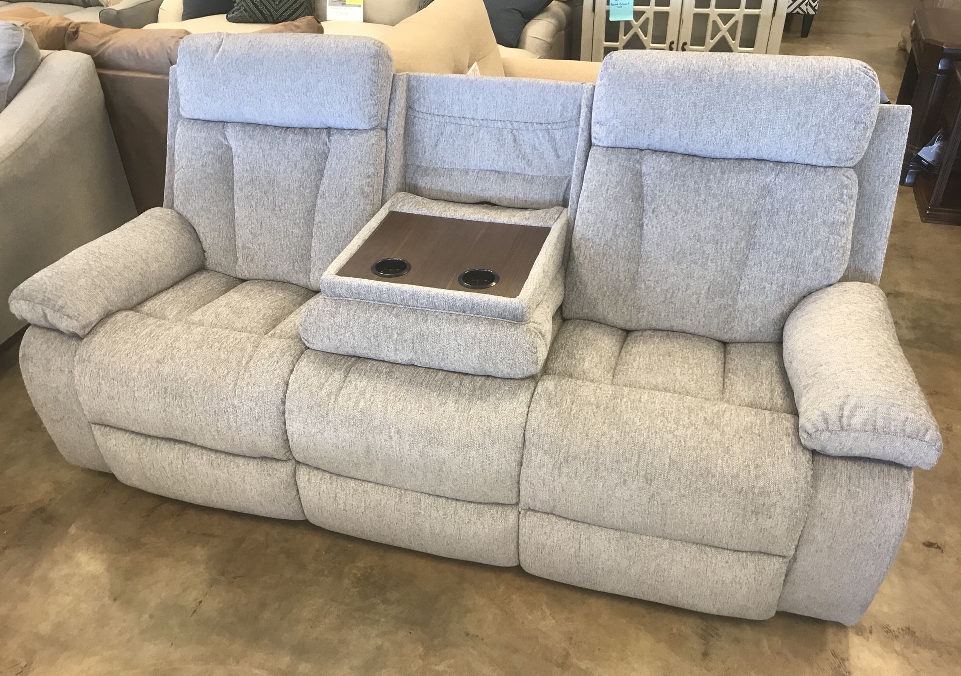 New Reclining Sofa 🔥🔥 AVAILABLE NOW