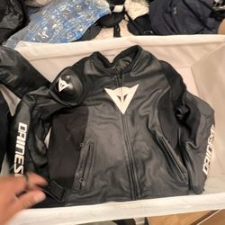 Díanese Leather Jacket 