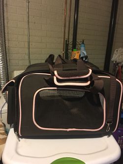 Dog carrier
