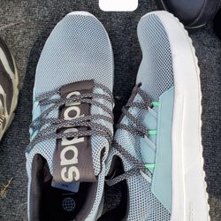 Adidas Men Tenis Shoes