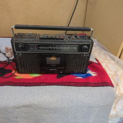 Sanyo M 9902 Boom box JAPAN 1979