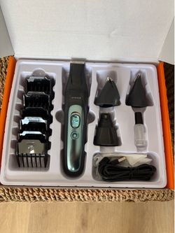 Pet grooming kit