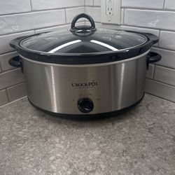 Xtra Large CROCK POT Brand New