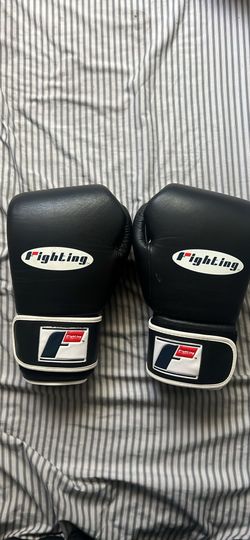 Boxing gloves