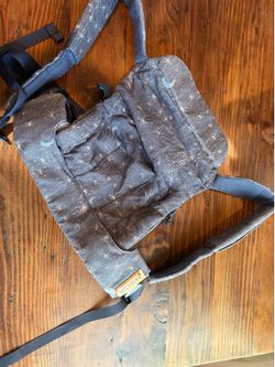 WildBird Aerial Baby Carrier – Comet – Excellent Condition $100 OBO