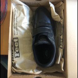 Life Walker shoes Brand New 