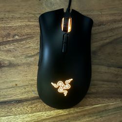 RAZOR DEATHADDER ELITE GAMING MOUSE !!!!