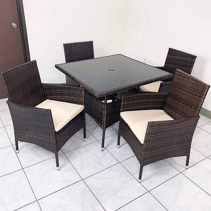 (NEW) $250 (5 Piece) Wicker Dining Set Indoor Outdoor Patio Furniture 35x35” Glass Table w/ Umbrella Cutout 4 Chairs