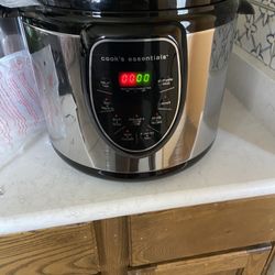 6QT Digital Pressure Cooker 