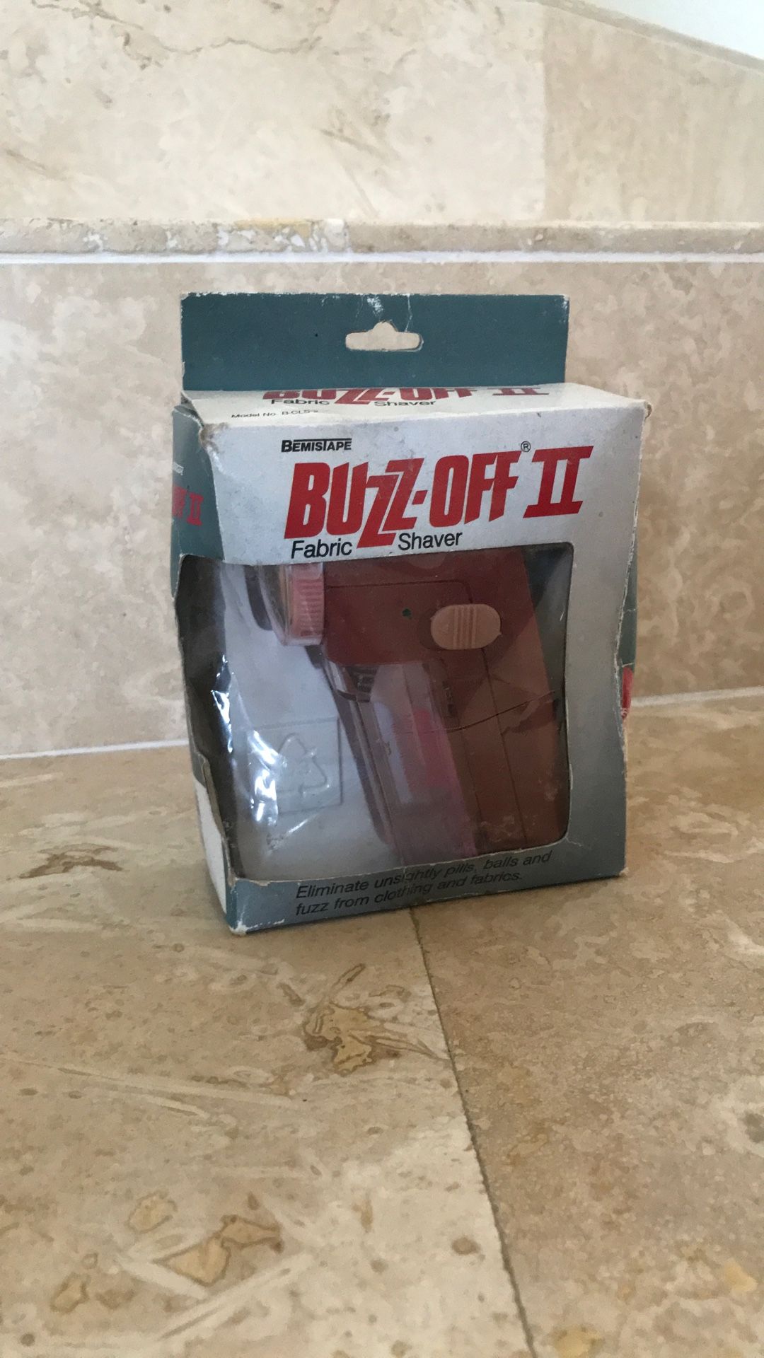 Buzz-Off II Fabric Shaver