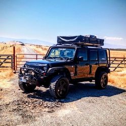 Rugged Ridge Sherpa Rack For Jeep JKU