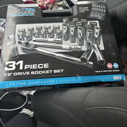31 Piece Socket Set