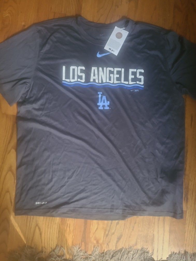 Brand New Men's Dodgers Nike Dri-Fit Shirt