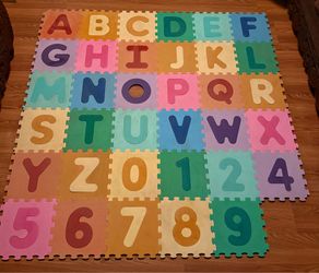 ABC floor mat set