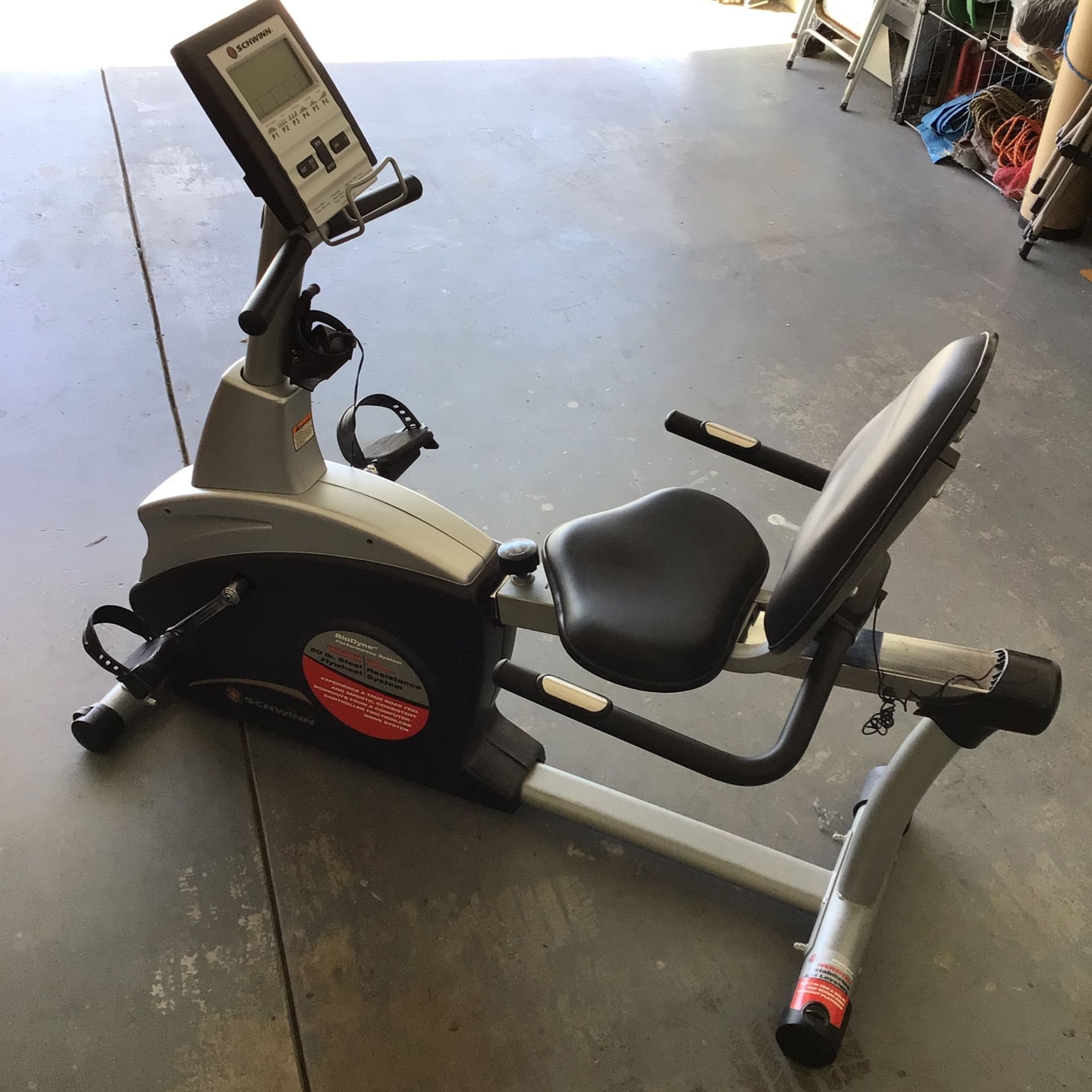 Schwinn 202 Recumbent Exercise Bike