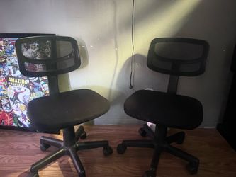 Matching office rolling chairs come together $25