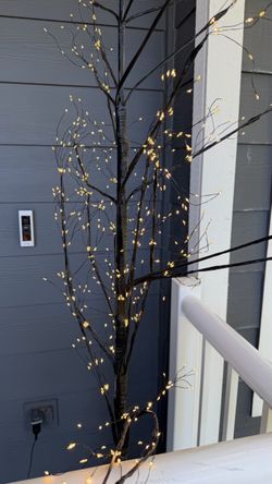 LED Lighted Twig Tree Decoration