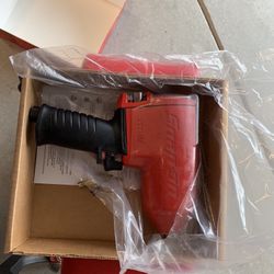 Heavy-Duty Air Impact Wrench