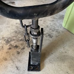 Spare Tire Threaded Holder