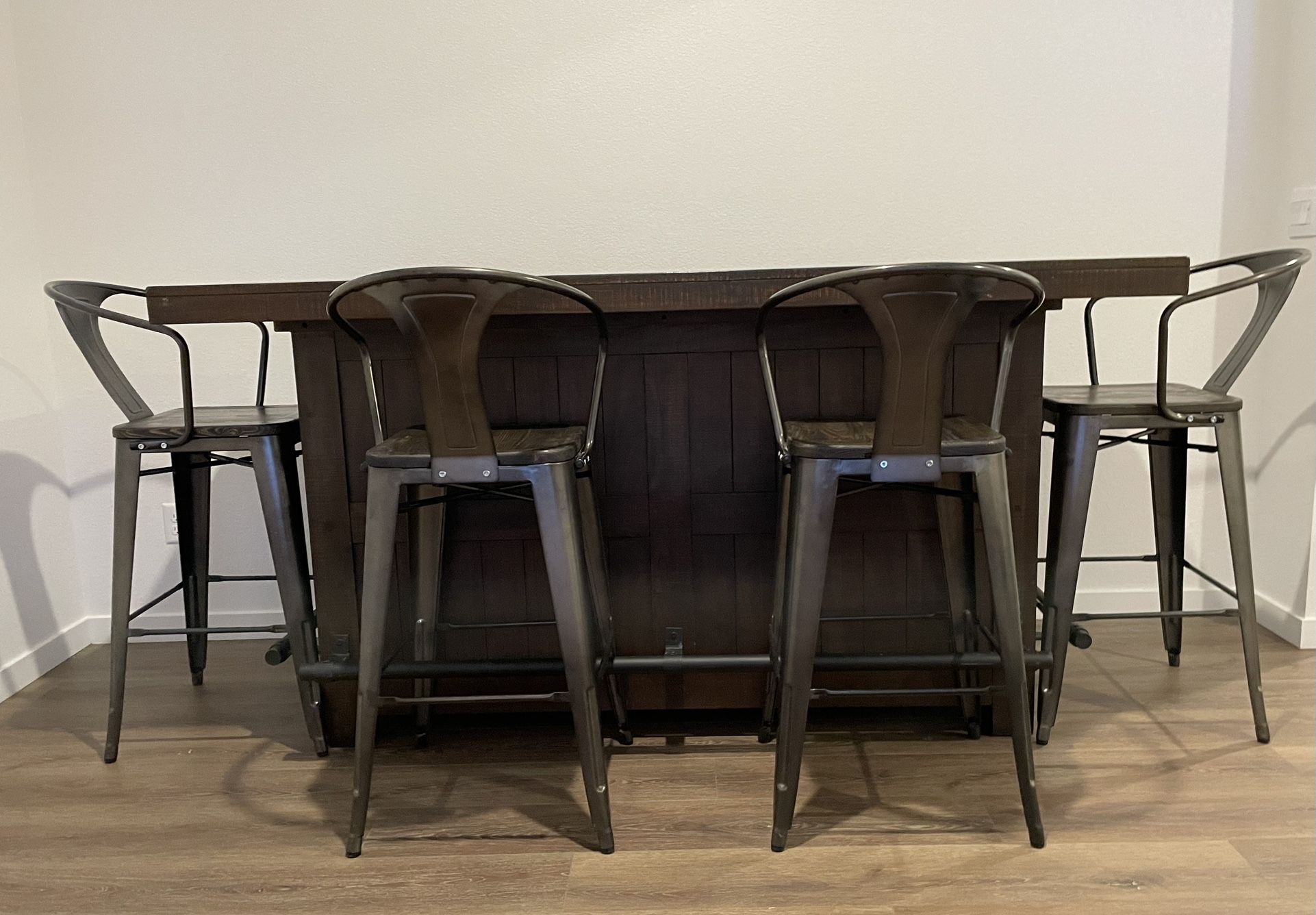 Bar Table With Stools
