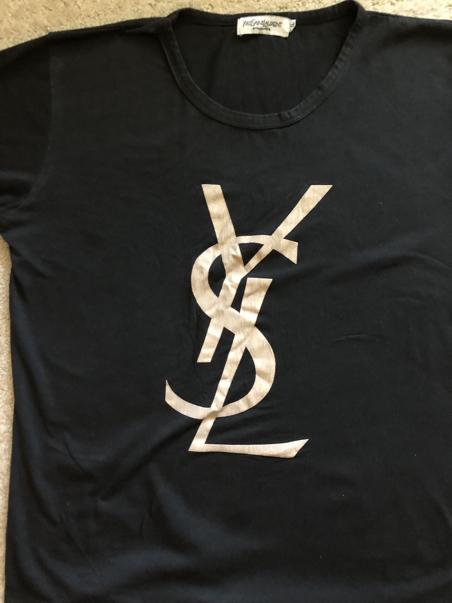 Yves Saint Laurent T-shirt