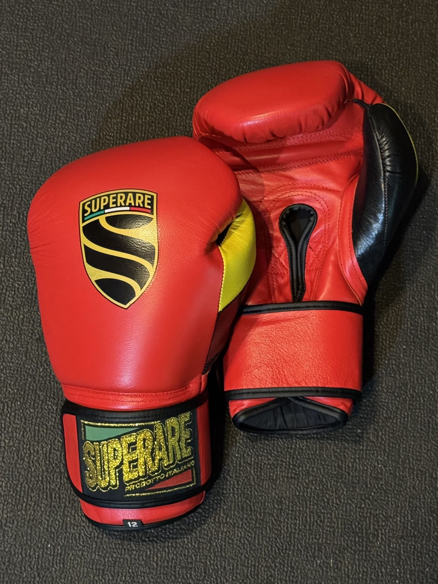 Superare Boxing Gloves