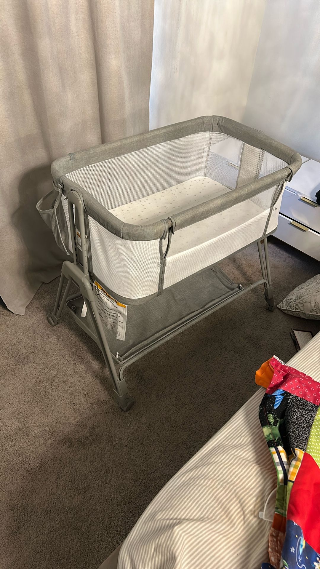 Brand New bassinet (never used)