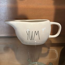 Rae Dunn Yum Gravy Dish