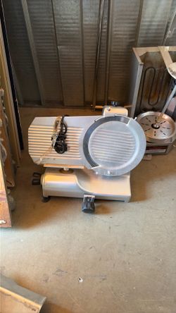 Globe Chefmate C1O 10" Food Meat Deli Slicer Electric 115V1/4 HP *
