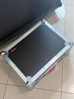 Hard case for djm nx2 / cdj 2000nxs2