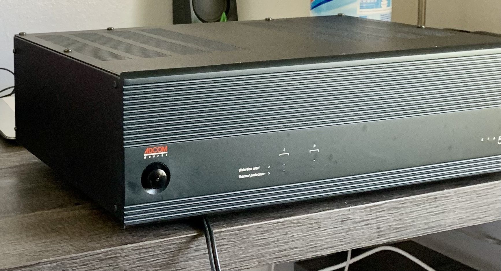 Adcom GFA 5400 Power Amplifier