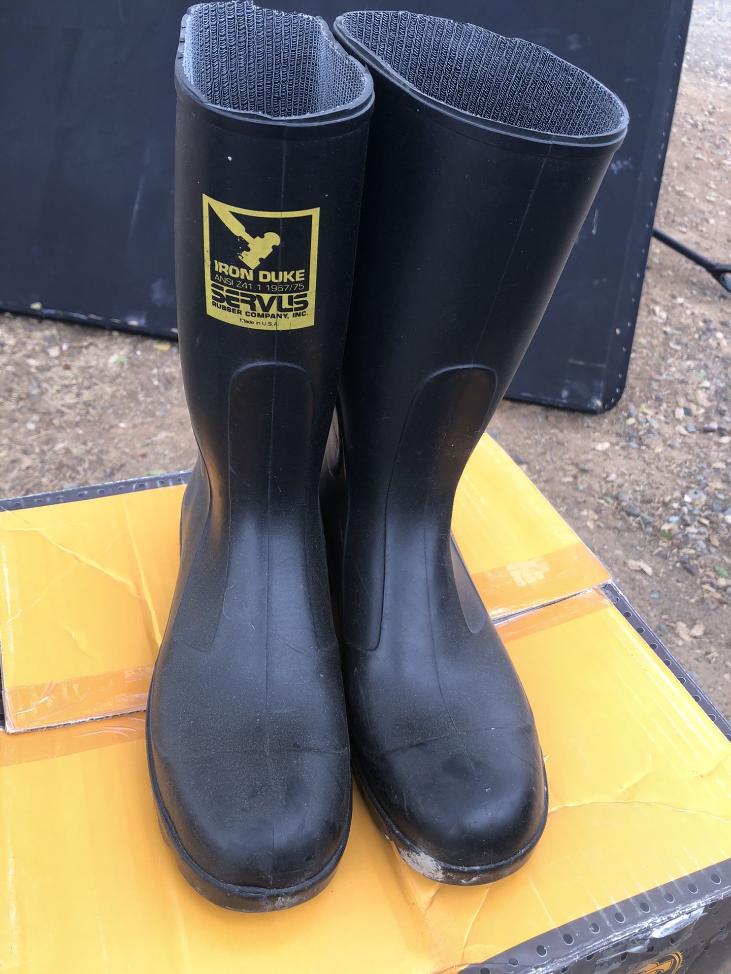 Iron Duke Rubber Boots