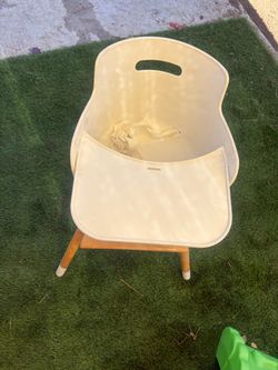 Baby High Chair with Wooden Legs