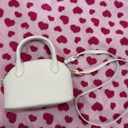 FOREVER 21 X Hello Kitty Mini Handbag ❤️