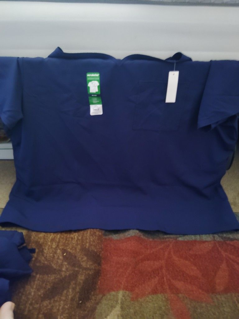 Men's & Women's Scrubs