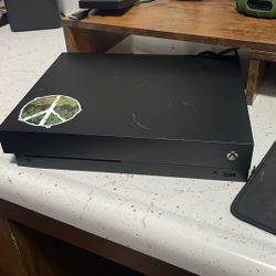 XBOX ONE X 