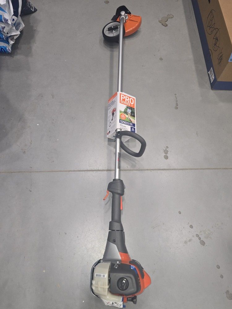 Husqvarna 525ECS 25.4 cc 1.34HP Heavy duty Lawn Edger