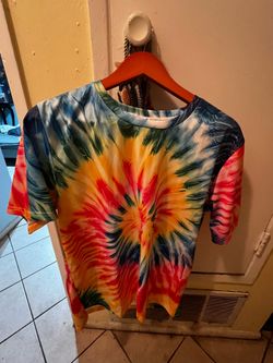 T died t shirt size medium
