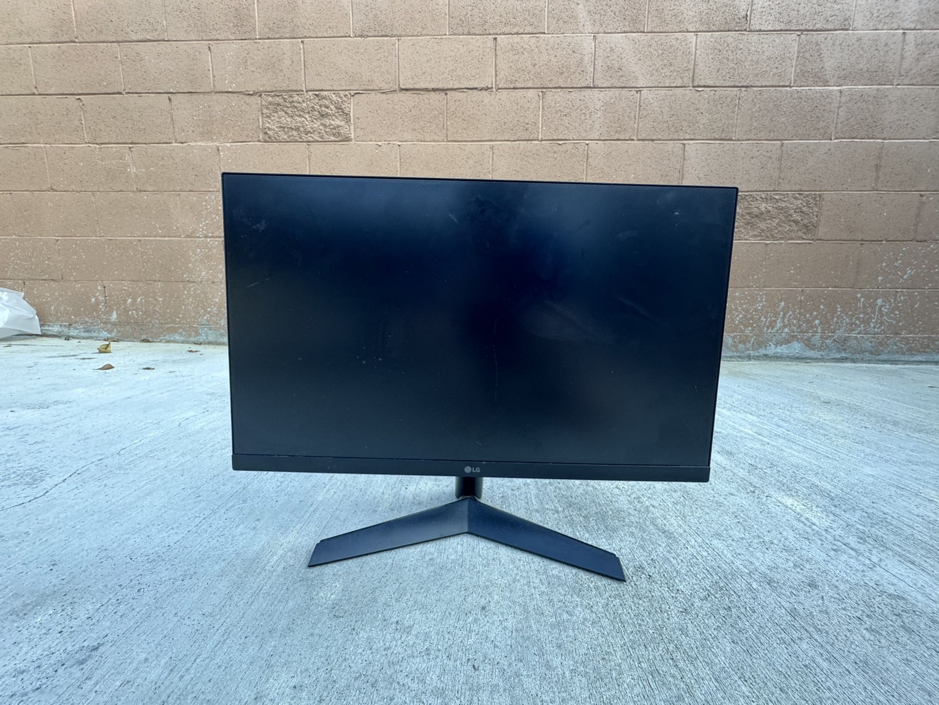 LG Ultragear Gaming Monitor