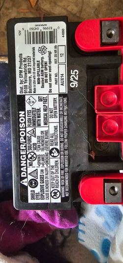 Auxiliary battery for jeep wranglers