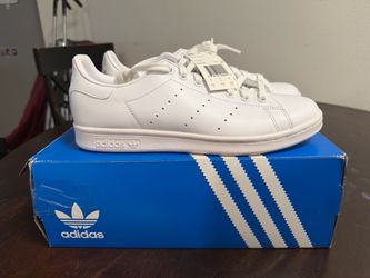 Adidas Stan Smith, men’s 8.5.